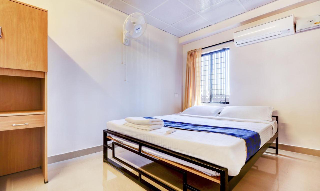 Tri-Star Presidency Cochin Hotel Kochi Kültér fotó