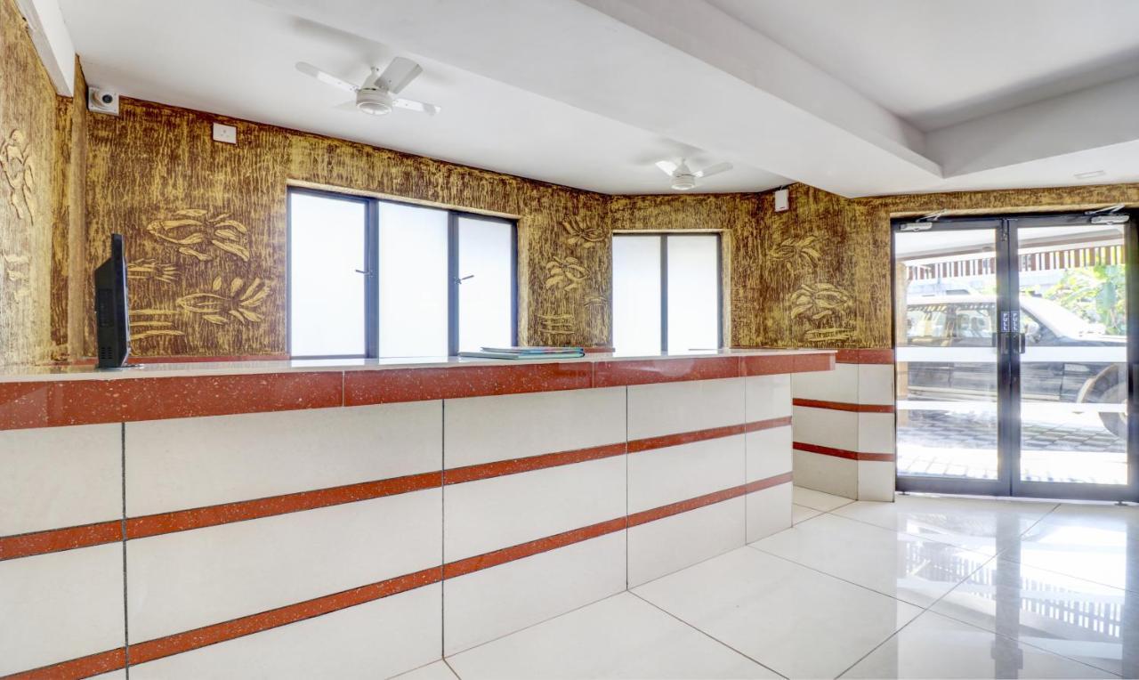 Tri-Star Presidency Cochin Hotel Kochi Kültér fotó